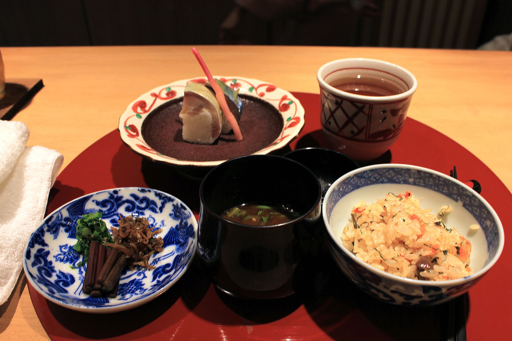 懷石料理（湯和米飯）